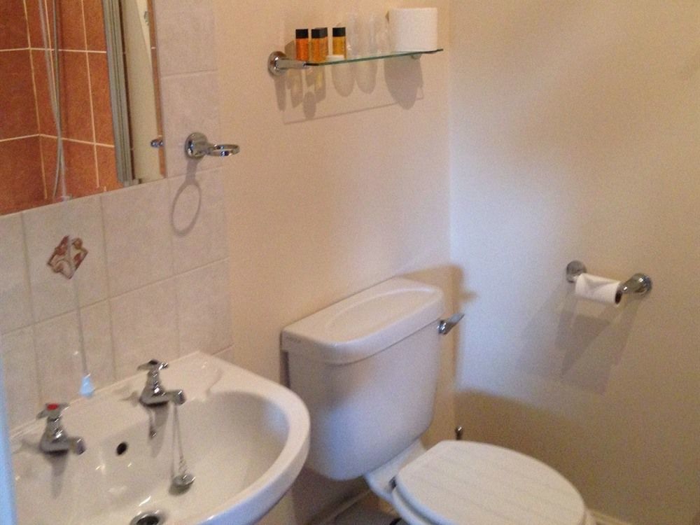 Affcot Lodge Acton Scott Экстерьер фото